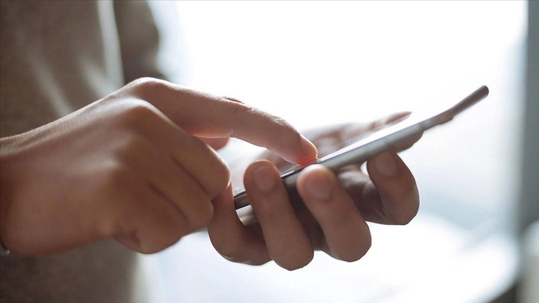 Mobil uygulamalara verilen bilinçsiz izinler siber güvenliği riske atıyor