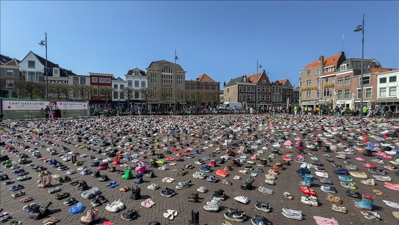 Hollanda’da, İsrail saldırılarında ölen Filistinli çocuklar için anma etkinliği yapıldı