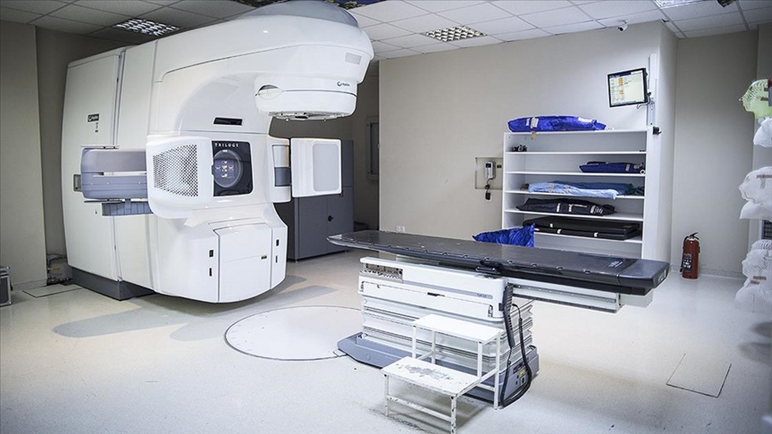 Erken evre kanser tedavisinde “radyoterapi” ile tam iyileşme sağlanabiliyor