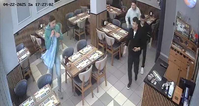 Arnavutköy’de depreme restoranda yakalananlar panikle dışarı çıktı: O anlar kamerada