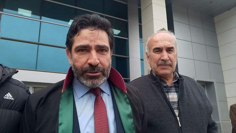 onguldak’ta yük gemisinin fırtınada batmasına ilişkin 3 sanığın yargılanmasına başlandı Tutuklu sanığın adli kontrol şartlarıyla tahliyesine hükmeden mahkeme heyeti, duruşmayı 7 Temmuz’a erteledi