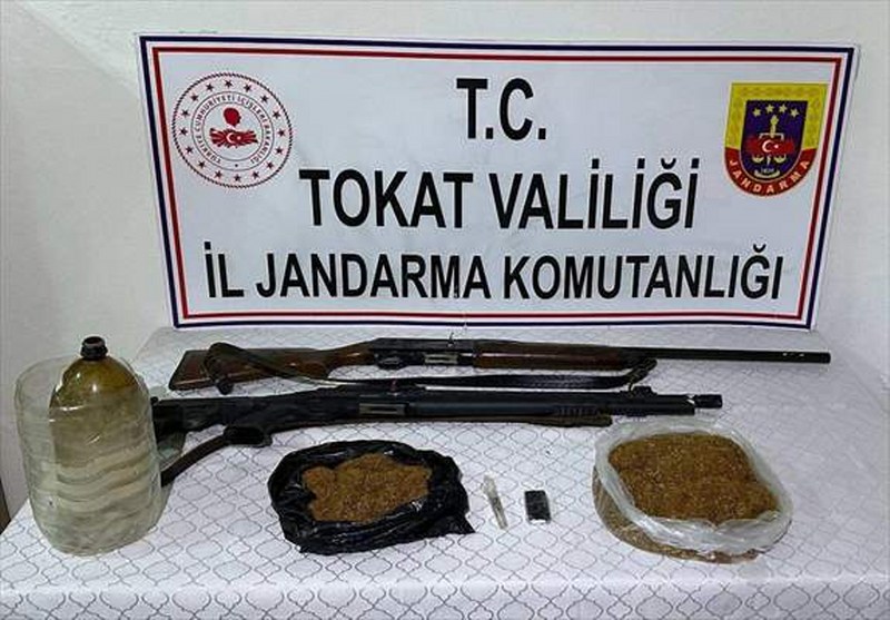 Tokat’ta düzenlenen uyuşturucu operasyonunda 3 şüpheli yakalandı