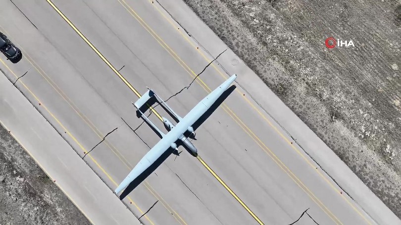 AKSUNGUR’dan milli motorla irtifa rekoru