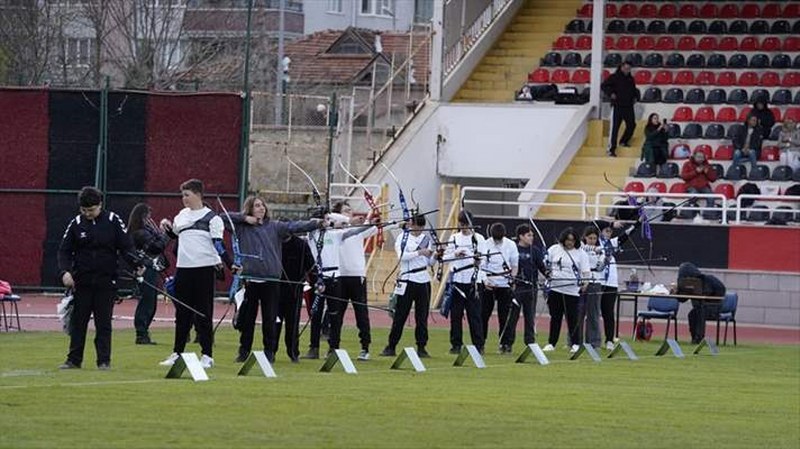 Kastamonu’da Okçuluk İl Birinciliği müsabakası düzenlendi