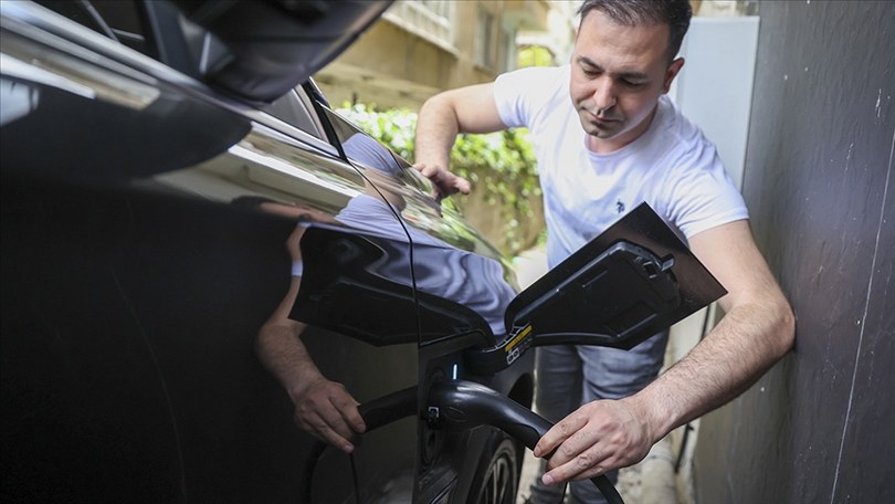 Elektrikli araçların hızlı şarj altyapısına destek için ikinci çağrı açıldı