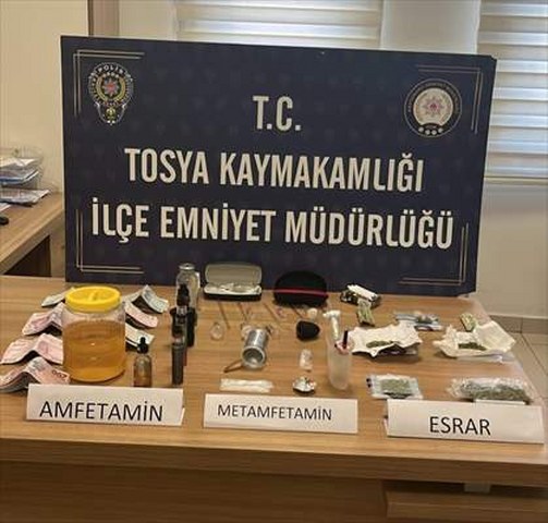 Kastamonu’da uyuşturucu operasyonunda 3 şüpheli gözaltına alındı