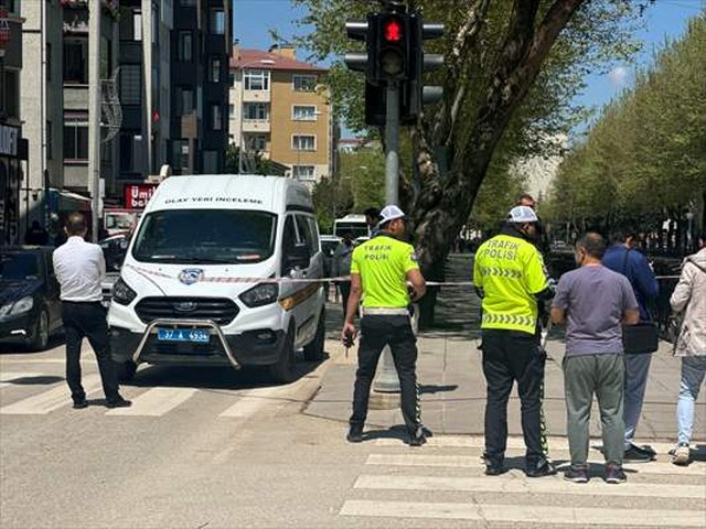 Kastamonu’da husumetli olduğu kişiye sokak ortasında ateş eden şüpheli gözaltına alındı