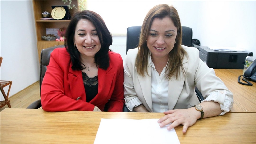 Eğitim yöntemleri farklı da olsa kadınlarda kanserle ilgili farkındalık artıyor