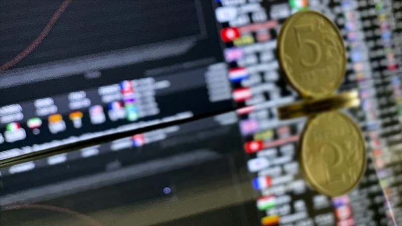 Rus piyasaları Putin-Trump görüşmesinin ardından düşüşle açıldı