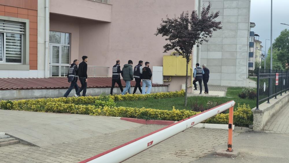 Sahte polis vurgununda 5 tutuklama