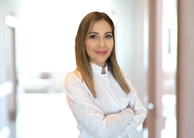 “Güneş kremini dışarı çıkmadan en geç 20 dakika önce sürün”