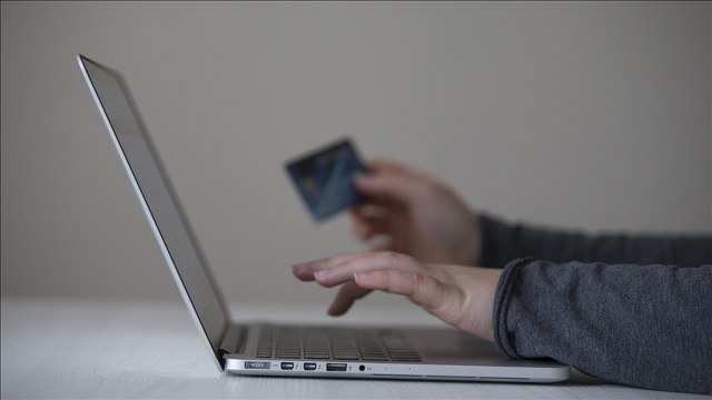 Yurt dışı sitelerinden alışverişlerde kişisel bilgi paylaşımına dikkat