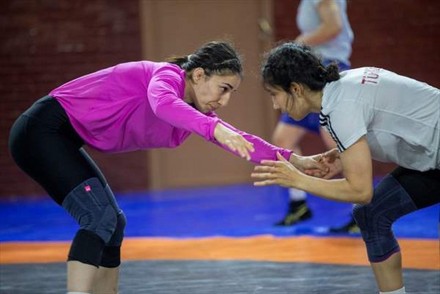 Bolu’da güç depolayan “Minderin Sultanları” uluslararası şampiyonalarda madalya kovalayacak