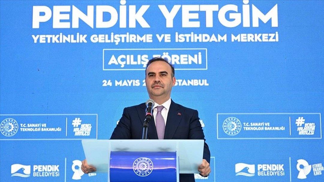 Bakan Kacır: Nitelikli iş gücünün yetiştirilmesine olanak sağlayacak Sanayi ve Teknoloji Kolejleri kuracağız