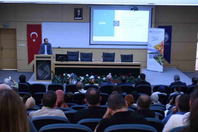 SAÜ’de “Yapay Zekayı Keşfediyorum” etkinliği