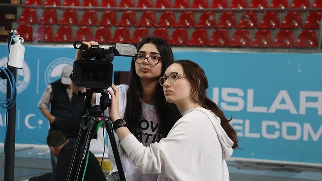 “Uluslararası MEB Robot Yarışması” için sahayı öğrenciler hazırladı