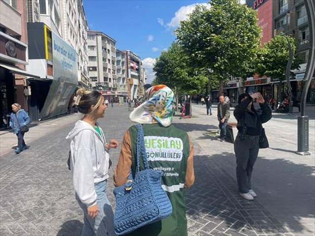 Bolu Yeşilay Şubesi, bağımlılıklara karşı farkındalık etkinliği düzenledi