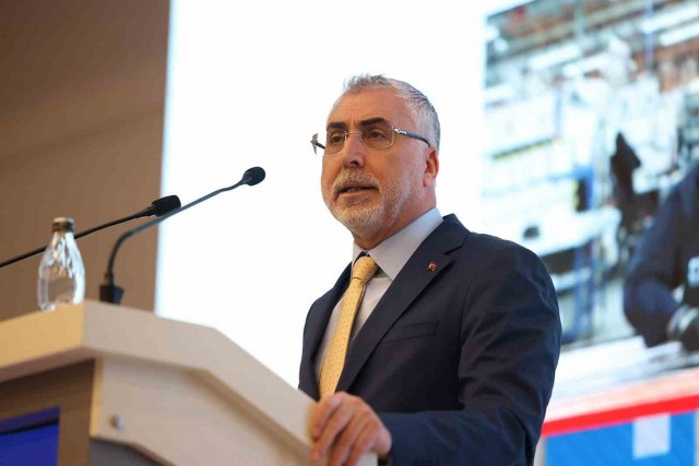 Bakan Işıkhan: “10 bin engelli bireye kamuda iş fırsatı sunulacak”