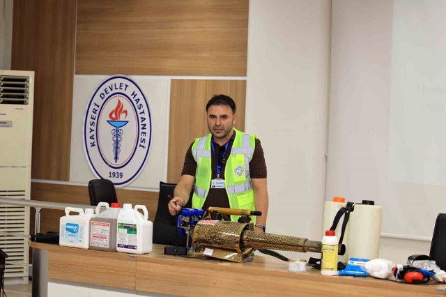 Talas Belediyesi’nden biyosidal eğitimine uzman desteği