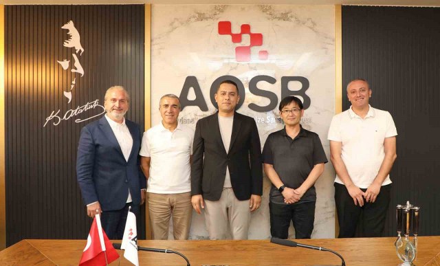 Büyüknacar: “Adana, Orta Doğu ve Avrupa’ya açılan stratejik bir üretim kapısıdır”