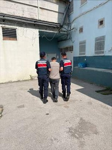 Kastamonu’da 9 ayrı suçtan 20 yıl 2 ay hapis cezası bulunun hükümlü yakalandı