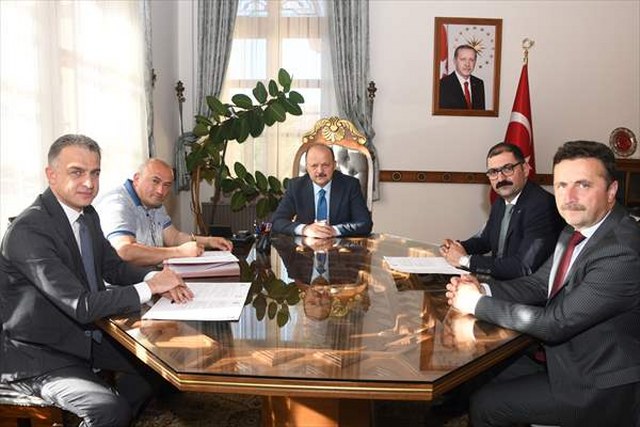 Kastamonu’da hibe desteği alan projelerin imzaları atıldı