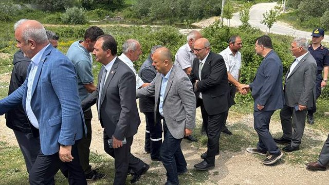 TBMM Zirai Don Olayını Araştırma Komisyonu üyeleri, Bolu’da ceviz bahçesini inceledi