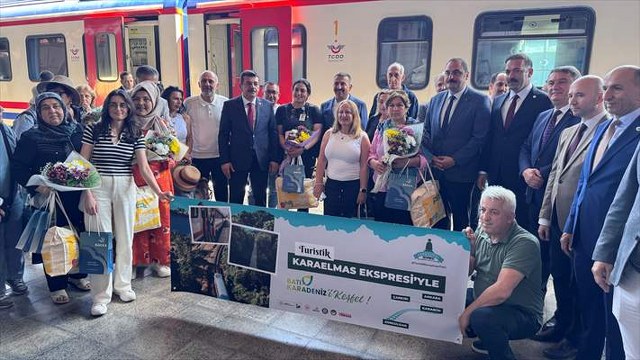 Turistik Karaelmas Ekspresi, Zonguldak’a ulaştı