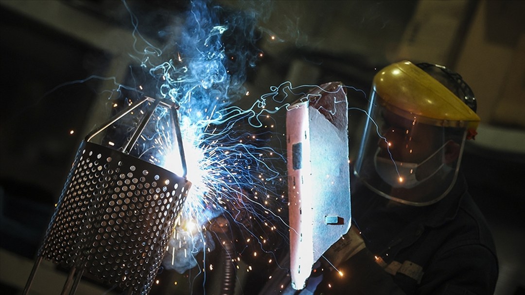 Elektrik tüketiminde sanayi öne çıkıyor