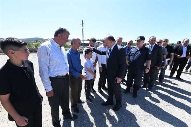 Kastamonu Valisi Dallı’nın köy ziyaretleri devam ediyor