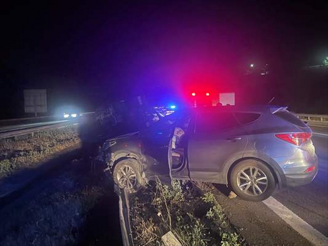 Anadolu Otoyolu’nun Bolu kesiminde cip ile tırın karıştığı kazada 2 kişi yaralandı