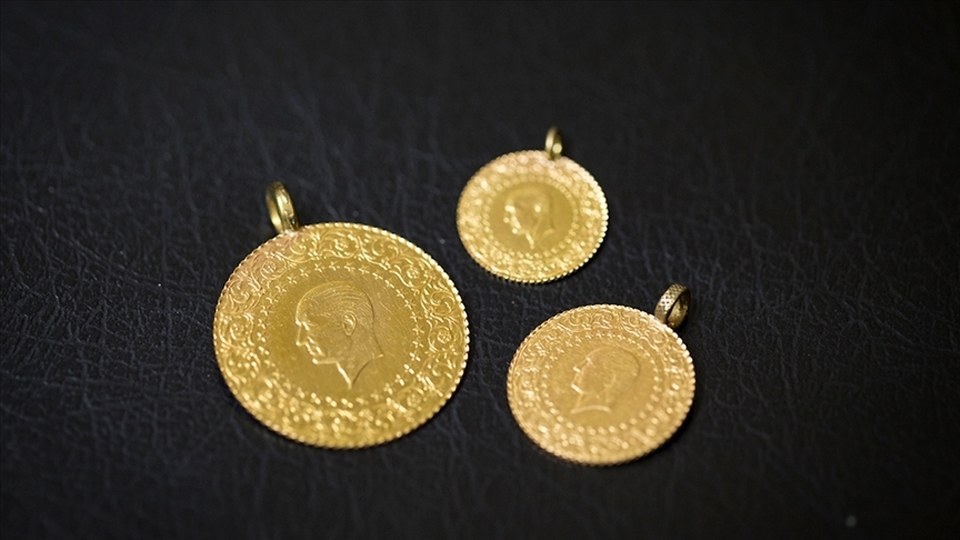 Türkiye’de yastık altındaki altının değerinin 500 milyar dolar olduğu tahmin ediliyor