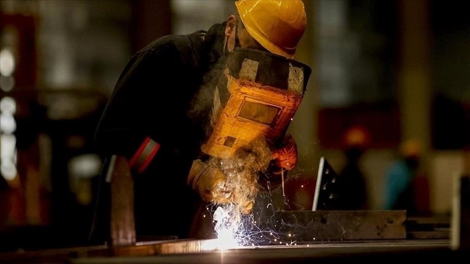 Ücretli çalışan sayısı mayısta yıllık bazda yüzde 1,2 artarak 15,9 milyon oldu