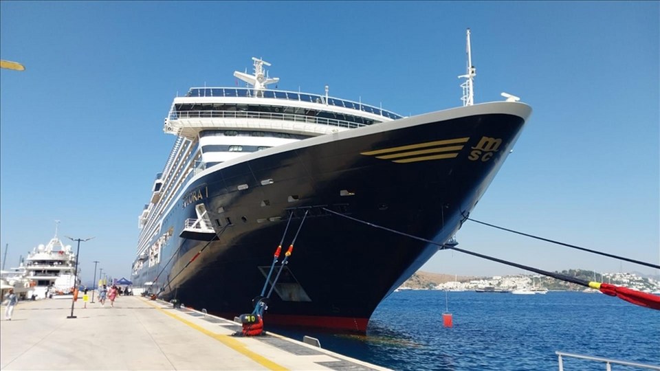 “Explora I” gemisi Bodrum’a 734 yolcu getirdi