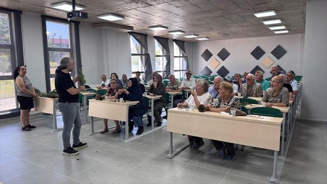 Zonguldak’ta 60 yaş üstü bireyler “üniversiteli” oldu