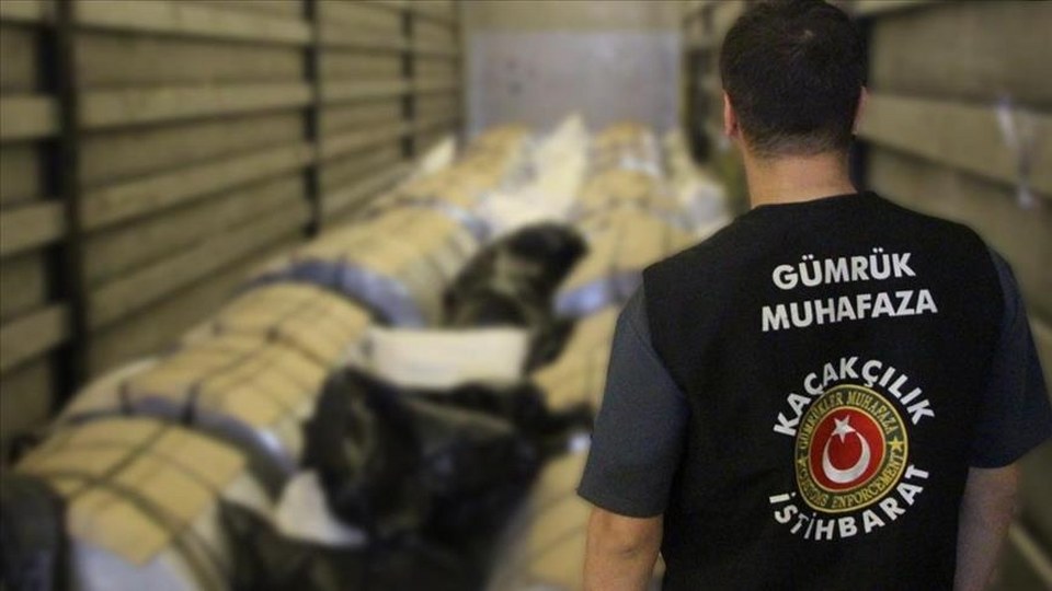 Gümrüklerde yılın ilk yarısında 35,5 milyar liralık kaçakçılık engellendi