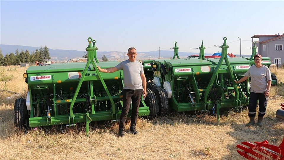 TKDK desteğiyle köye kazandırdıkları tarım aletleriyle ekonomiye katkı sağlayacaklar