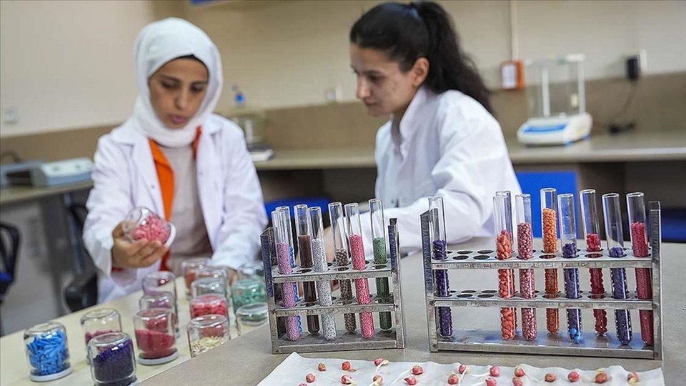 Emine Erdoğan Tohum Bilimi ve Teknolojisi Enstitüsü araştırmalarıyla sektöre öncülük edecek