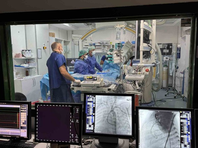 Ronya bebek cerrahi müdahaleye gerek kalmadan tedavi edildi