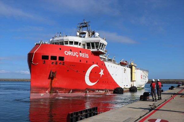 Oruç Reis Sismik Araştırma Gemisi, Filyos Limanı’na demirledi