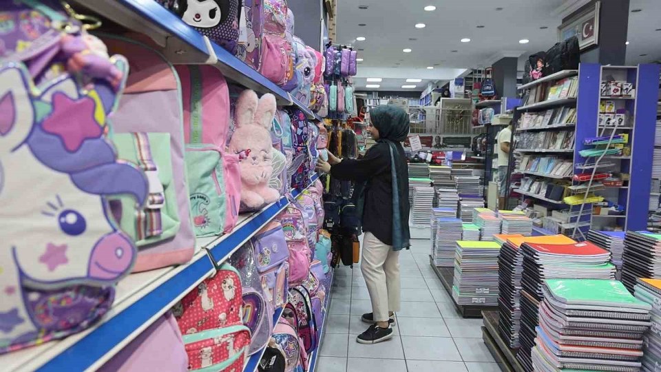 Kırtasiyeciden uyarı; “Sağlıklı ürünler tercih edip, alışverişi son güne bırakmayın”