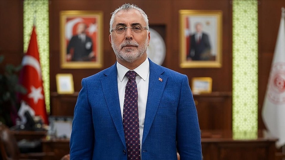 Çalışma ve Sosyal Güvenlik Bakanı Işıkhan: Hiçbir çalışanımızı enflasyona ezdirmeyeceğiz