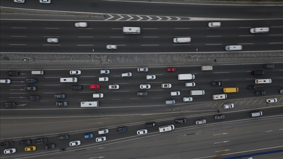 Otomobil ve hafif ticari araç pazarı ocak-temmuz döneminde yüzde 6,5 arttı