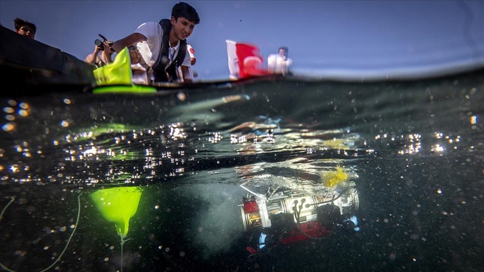 TEKNOFEST Mavi Vatan İnsansız Su Altı Sistemleri Yarışması başladı