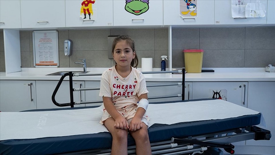 Düğündeki duman gösterisinde ağır yaralanan çocuk 7 operasyonla sağlığına kavuştu