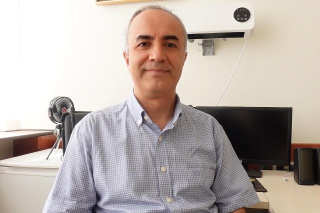 Nöroloji Uzmanı Prof. Dr. Demir: “MS, genç erişkinleri en çok da 3-4 kat daha fazla olmak üzere kadınları etkileyen bir hastalık”