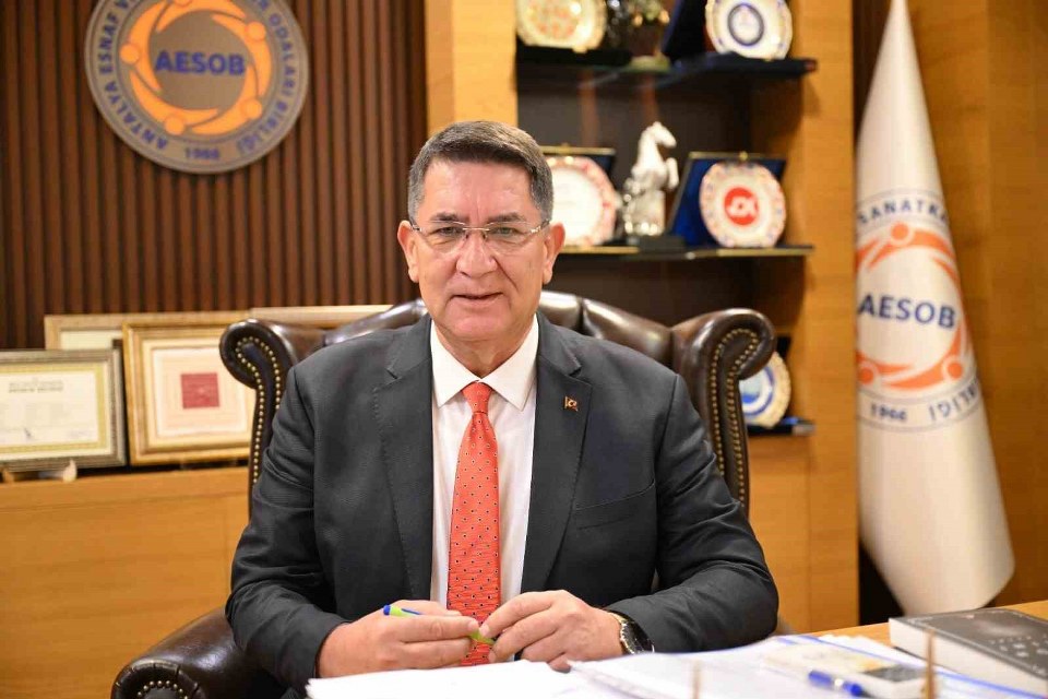 AESOB Başkanı Dere: “Pazar günü düzenlemesi esnafımız için tarihi bir adım olur”