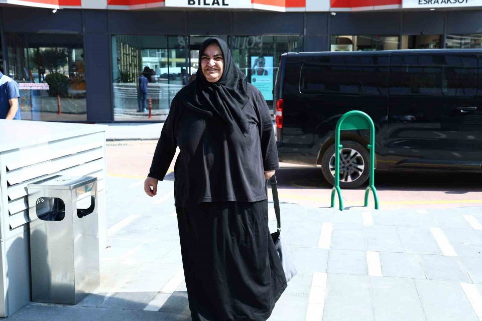 240 kiloluk kadın sedye ile acile getirilmişti: 90 kilo verdi, hayata döndü