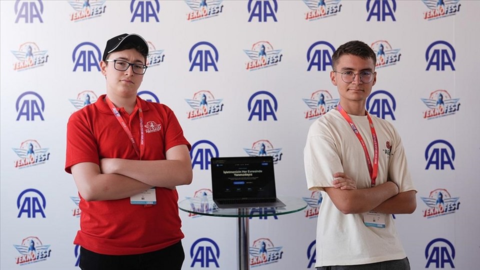 Lise öğrencileri geliştirdikleri teknolojiyle işletme ekosistemini destekleyecek