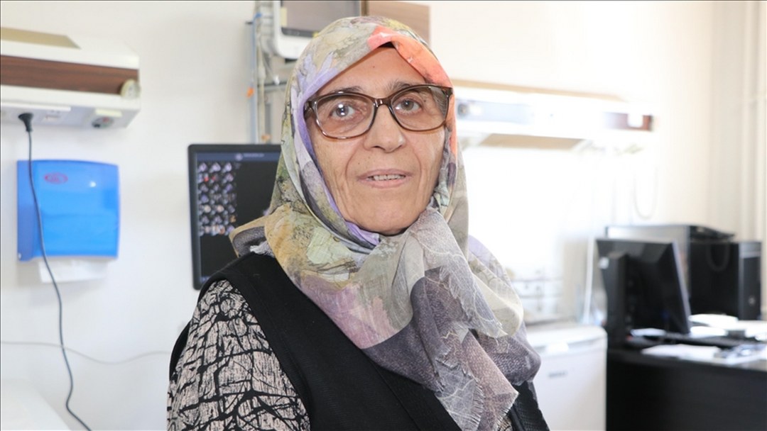 Erzurumlu 73 yaşındaki kadının kalp kapağına 5 milimetrelik “iyileştiren dokunuş”